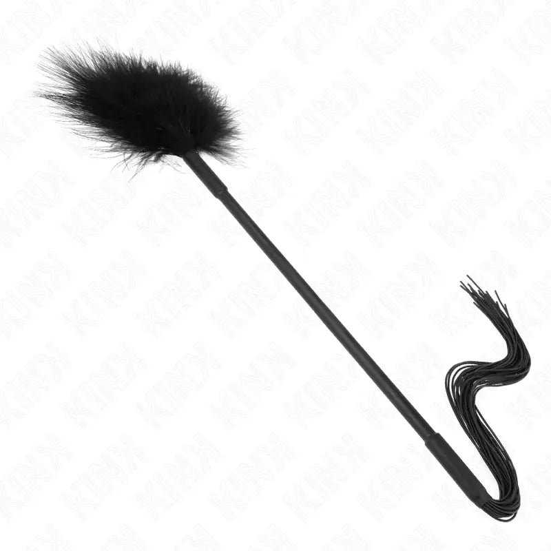 KINK - CHICOTE DE SILICONE COM PENAS PARA CÓCEGAS 47 CM - Sexshoptuga