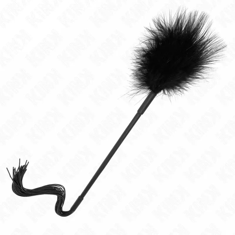 KINK - CHICOTE DE SILICONE COM PENAS PARA CÓCEGAS 47 CM - Sexshoptuga