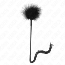 KINK - CHICOTE DE SILICONE COM PENAS PARA CÓCEGAS 47 CM - Sexshoptuga 